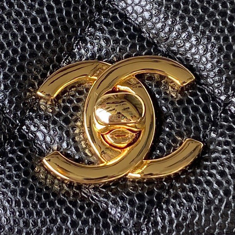 Chanel Woc Charm Replica 11 Handbag Lizard Skin Black With Gold Lock 20cm - Image 7
