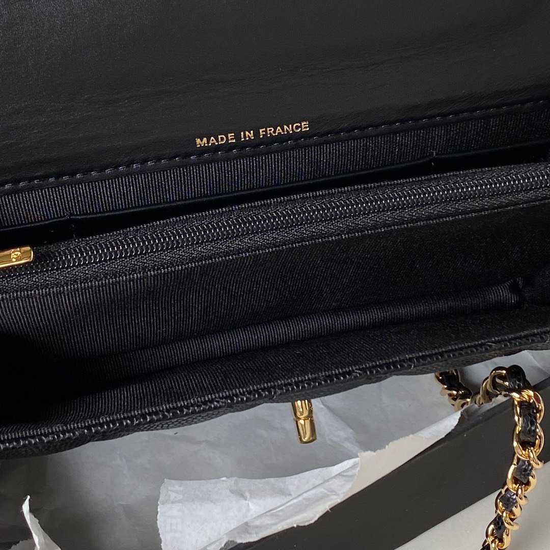 Chanel Woc Charm Replica 11 Handbag Lizard Skin Black With Gold Lock 20cm - Image 4