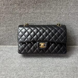 Chanel Classic Flap bag Lambskin Black Gold Hardware