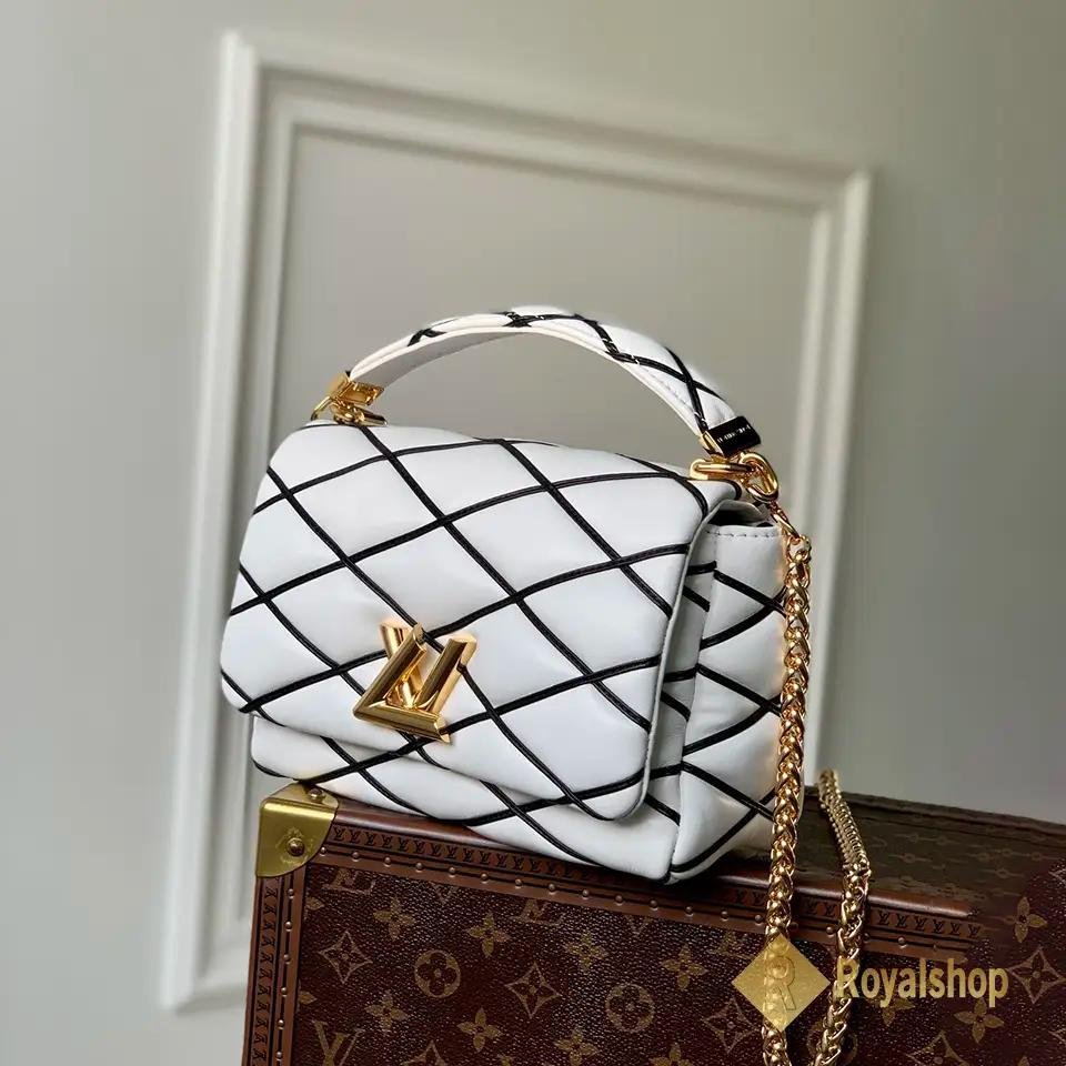 Louis Vuitton GO-14 Crossbody - Image 2