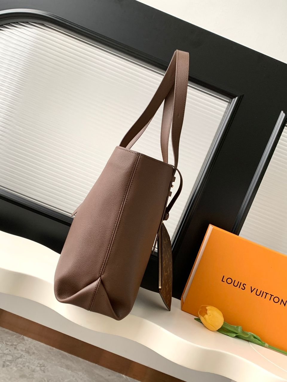 LV Low Key Cabas MM Chocolate Colour - Image 4
